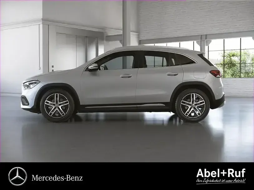 Gebraucht Mercedes GLA200 Progressive 163 PS (119 kW) 2020 Silber SUV