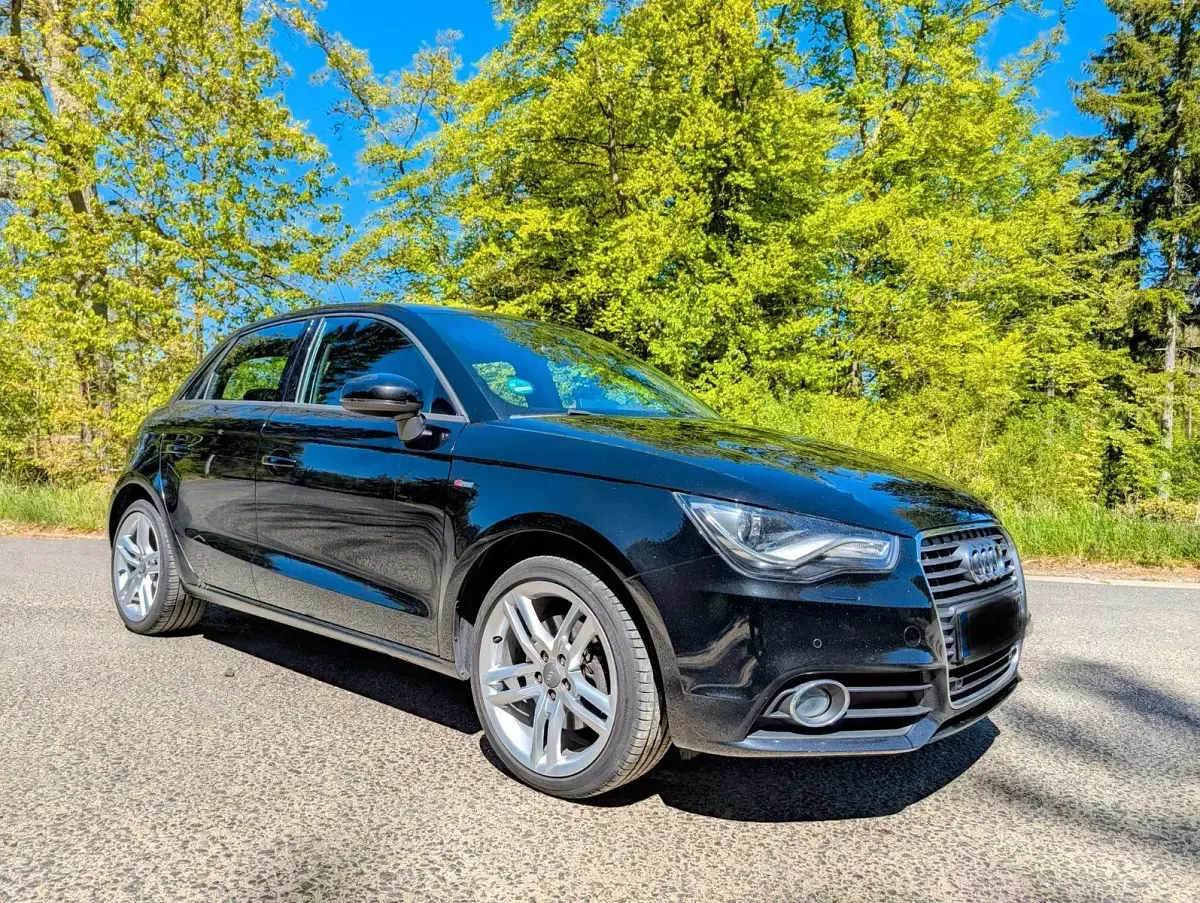 Gebraucht Audi A1 Sportback S-Line 140 PS (102 kW) 2013 Schwarz Kleinwagen
