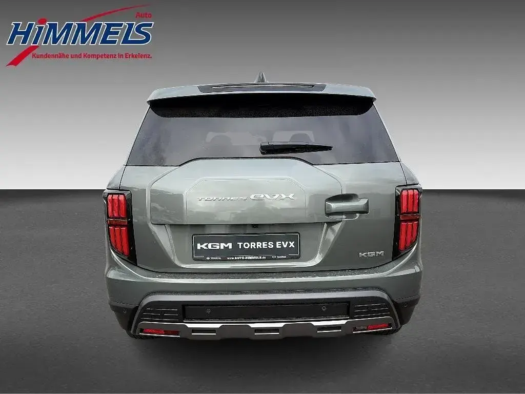 Neu KGM Torres EVX 152 kW (207 PS) 2026 Grün SUV
