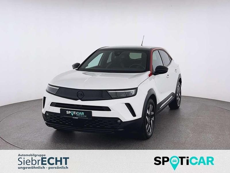Weiß (metallic) Gebraucht 2022 Opel Mokka-e GS Line SUV | 16.970 € (Fairer Preis) - Bild 1/4