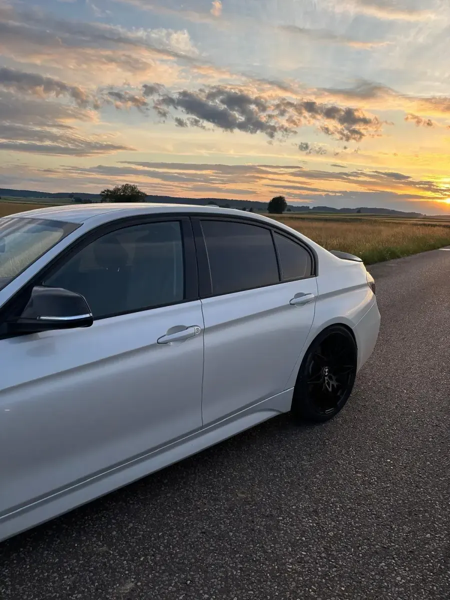 Gebraucht BMW 335 M Performance 326 PS (239 kW) 2013 Weiß Limousine
