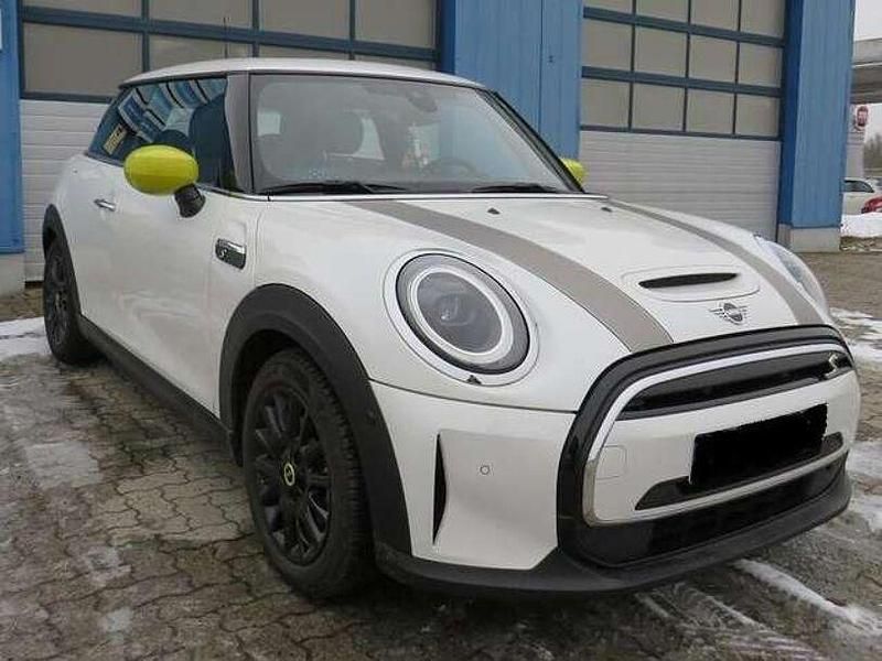 Gebraucht Mini Cooper SE 135 kW (184 PS) 2023 Weiss Kleinwagen