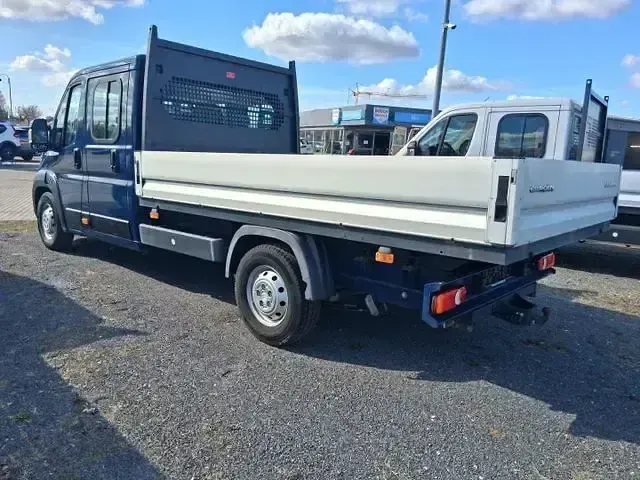 Gebraucht Citroën Jumper 140 PS (102 kW) 2023 Imperial blau Van / Kleinbus