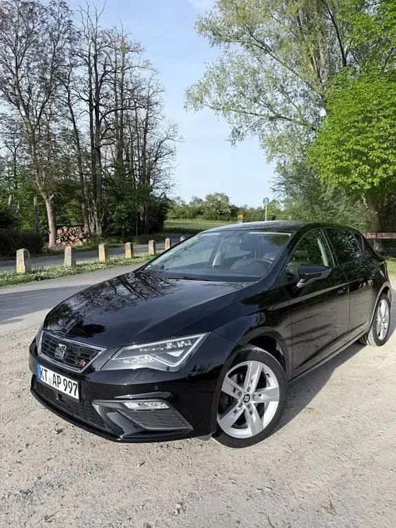 Gebraucht Seat Leon FR 116 PS (85 kW) 2019 Schwarz Limousine