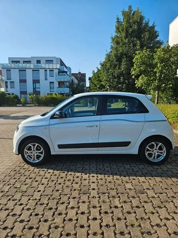 Gebraucht Renault Twingo LIMITED 69 PS (50 kW) 2018 Weiß Kleinwagen