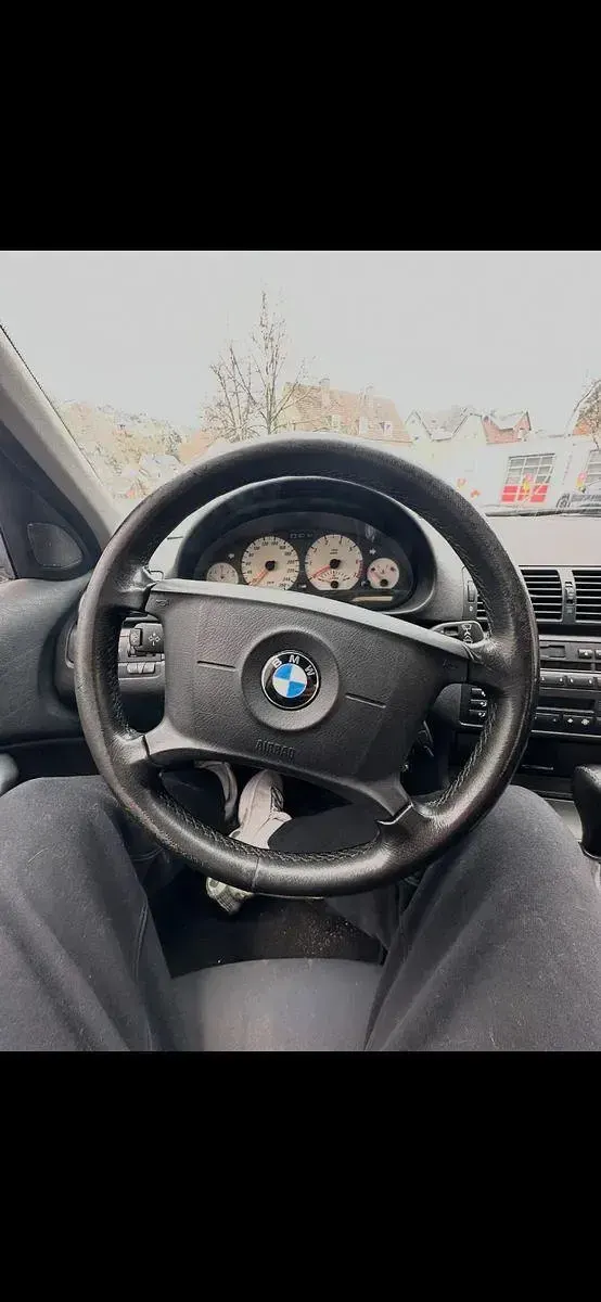 Gebraucht BMW 320 Basis 170 PS (125 kW) 2002 Grau Limousine