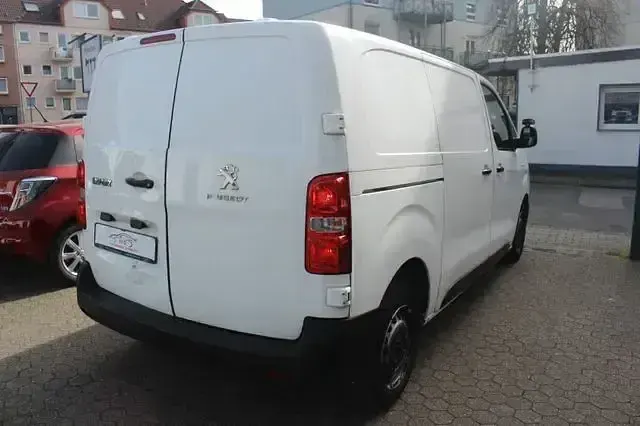 Gebraucht Peugeot Expert 122 PS (89 kW) 2019 Weiß Van