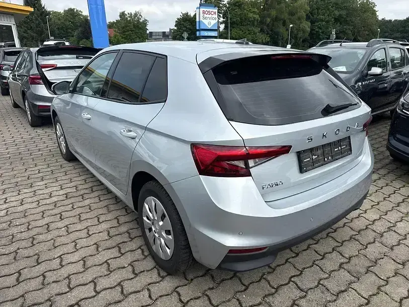 Gebraucht Skoda Fabia Selection 95 PS (69 kW) 2025 Silber Kleinwagen