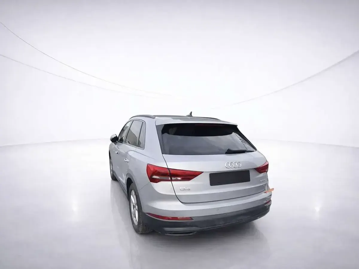 Gebraucht Audi Q3 Advanced 150 PS (110 kW) 2022 Florettsilber metallic SUV
