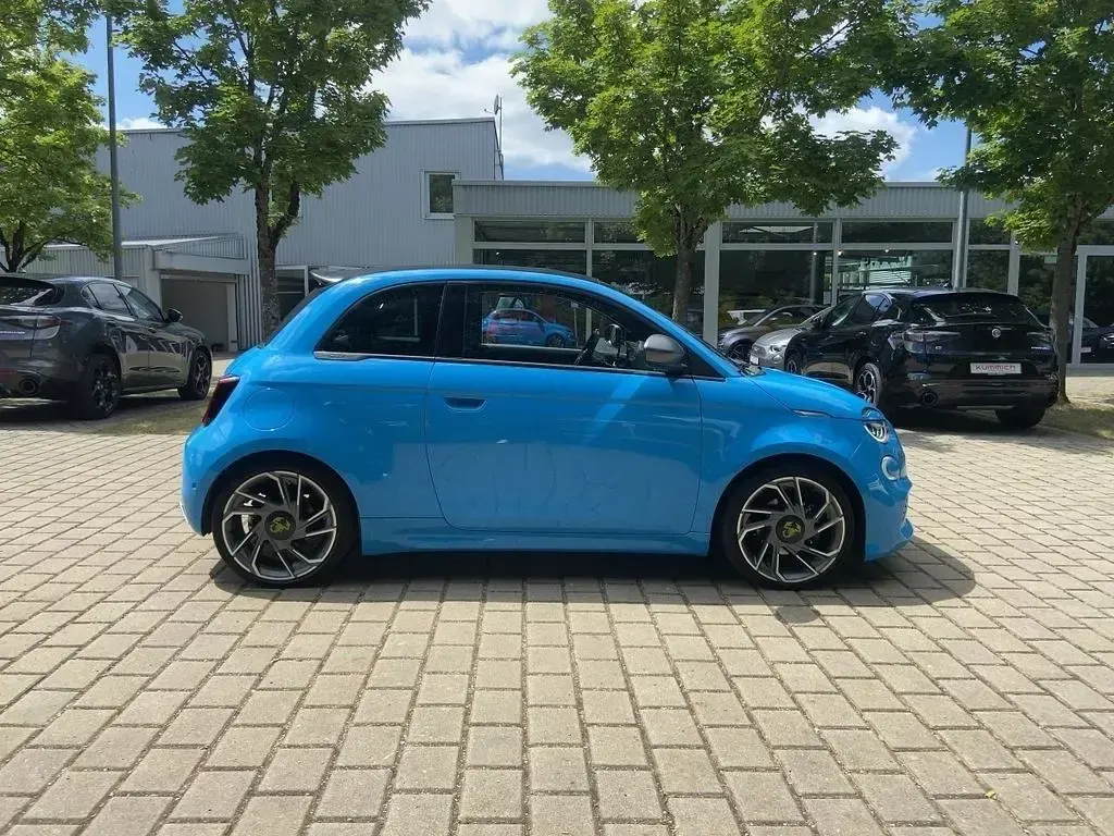 Gebraucht Abarth 500 113 kW (154 PS) 2023 Blau Limousine