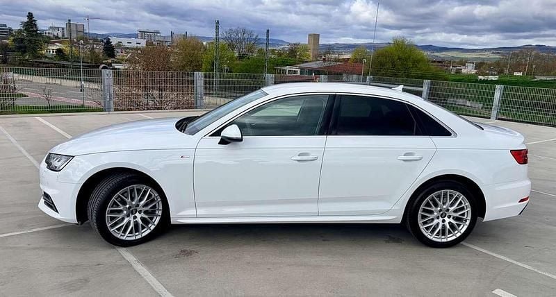 Gebraucht Audi A4 Sport 218 PS (160 kW) 2017 Weiß Limousine