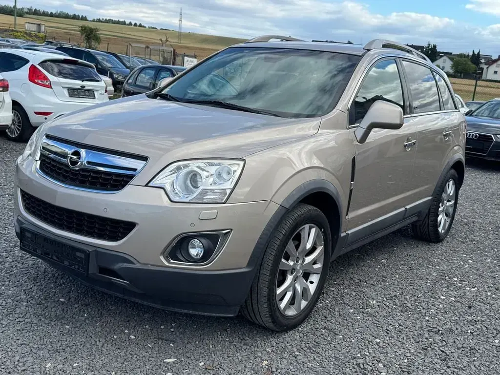 Gebraucht Opel Antara Cosmo 163 PS (119 kW) 2013 Gold SUV
