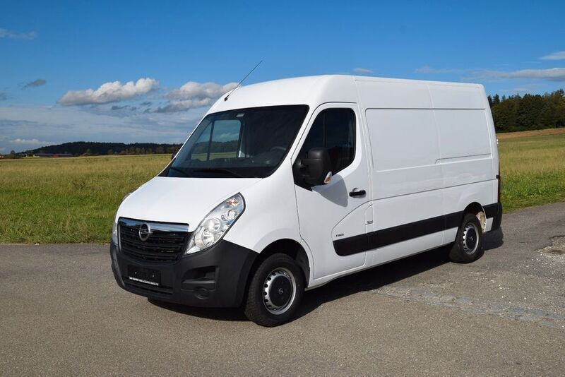 Mineral/polar weiss (055p) Gebraucht 2020 Opel Movano Van | 16.980 € (Fairer Preis) - Bild 1/4