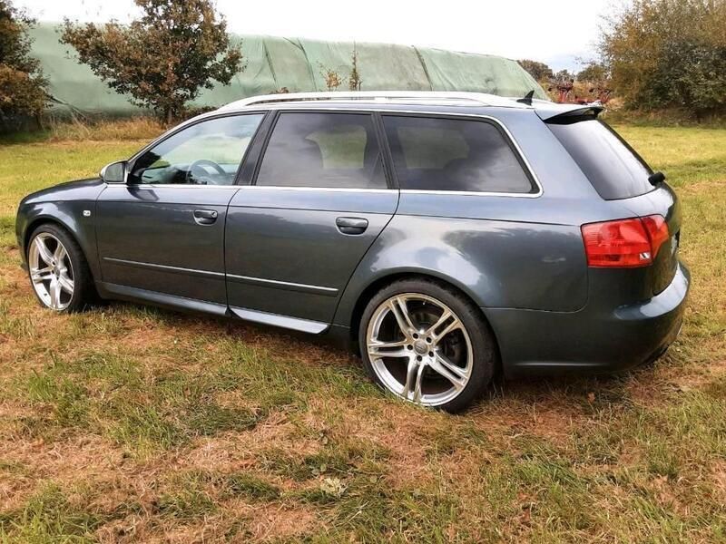 Grau Gebraucht 2005 Audi S4 Kombi | 11.490 € (Fairer Preis) - Bild 1/4