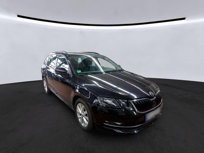 Second-hand Skoda Octavia Style 131 CP (96 kW) 2019 Negru Break