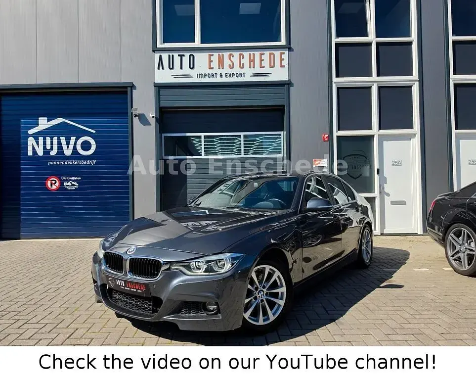Gebraucht BMW 330e iPerformance 245 PS (180 kW) 2016 Grau Limousine