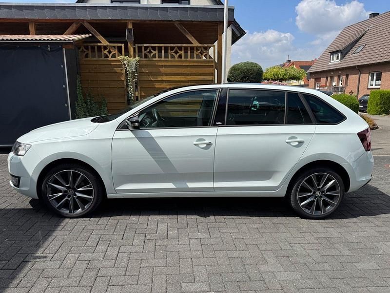 Gebraucht Skoda Rapid 110 PS (80 kW) 2015 Weiß Kleinwagen