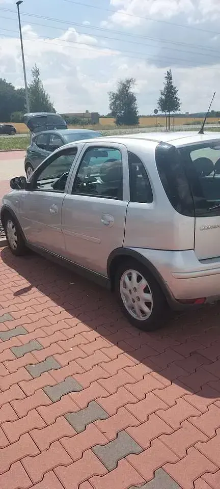 Gebraucht Opel Corsa 80 PS (58 kW) 2005 Kleinwagen