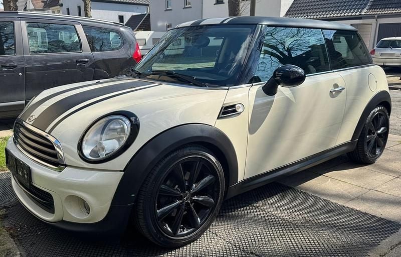 Second-hand Mini ONE 98 CP (72 kW) 2011 Alb Hatchback