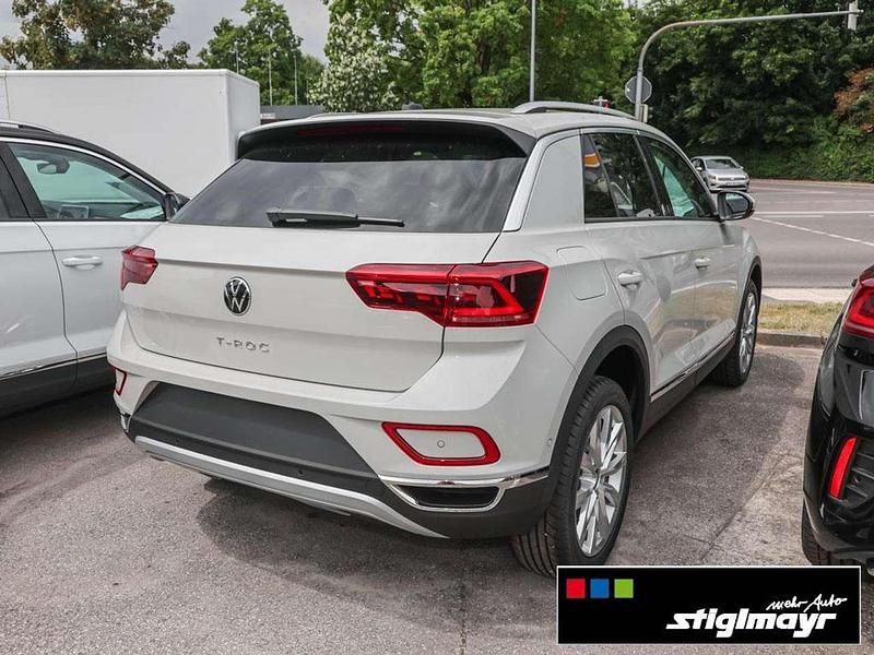 Neu VW T-Roc Style 150 PS (110 kW) 2025 Ascotgrau SUV