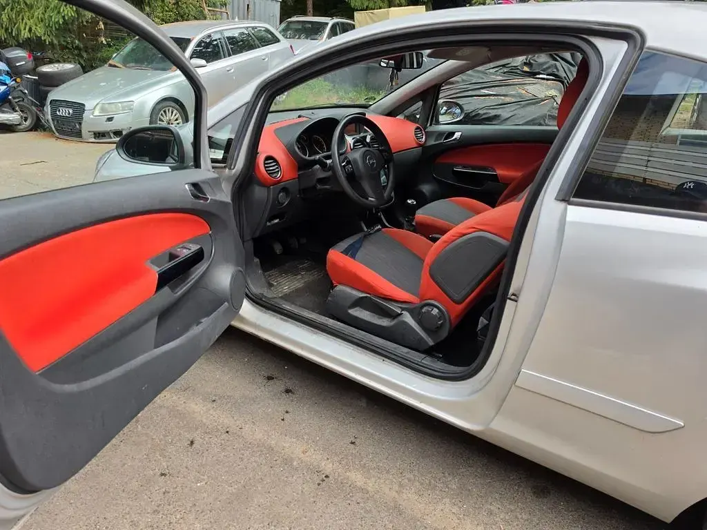 Gebraucht Opel Corsa 80 PS (58 kW) 2006 Grau Kleinwagen