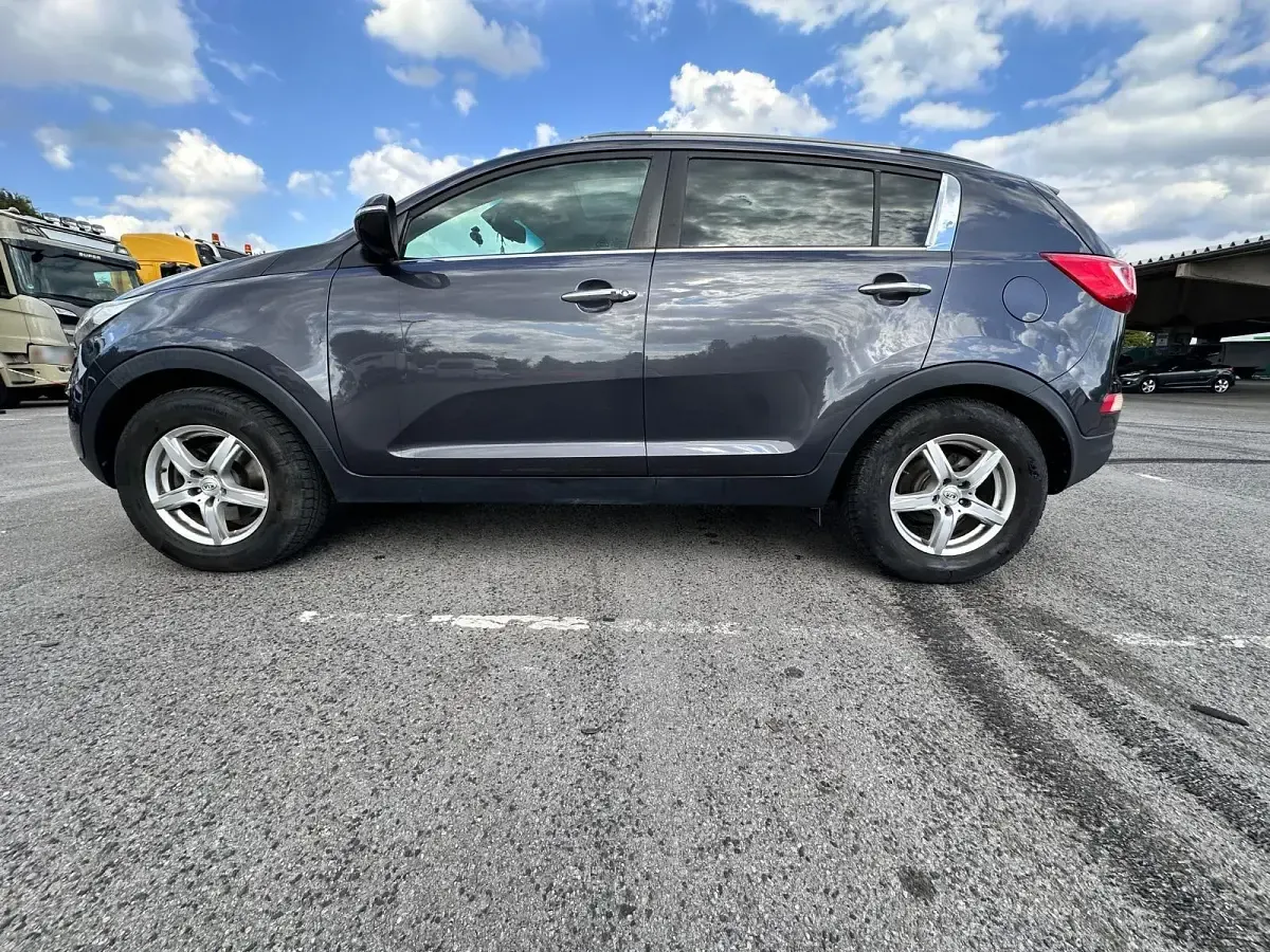 Gebraucht Kia Sportage 136 PS (100 kW) 2010 Grau SUV