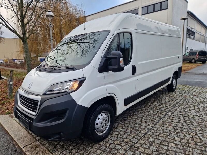 Weiß Gebraucht 2021 Peugeot Boxer S Van | 15.600 € (Guter Preis) - Bild 1/4