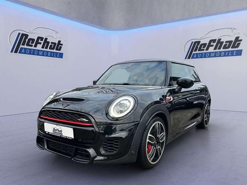 Gebraucht Mini John Cooper Works Sport 231 PS (169 kW) 2019 Midnight black Kleinwagen