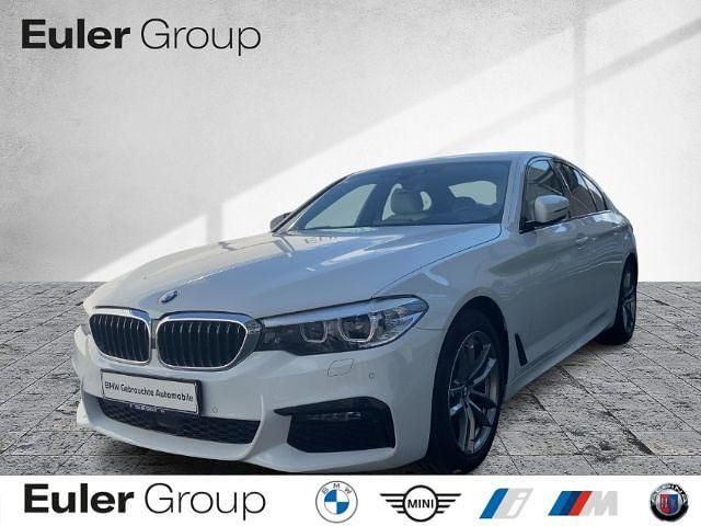 Weiss Gebraucht 2019 BMW 520 Performance Limousine | 30.499 € (Fairer Preis) - Bild 1/4