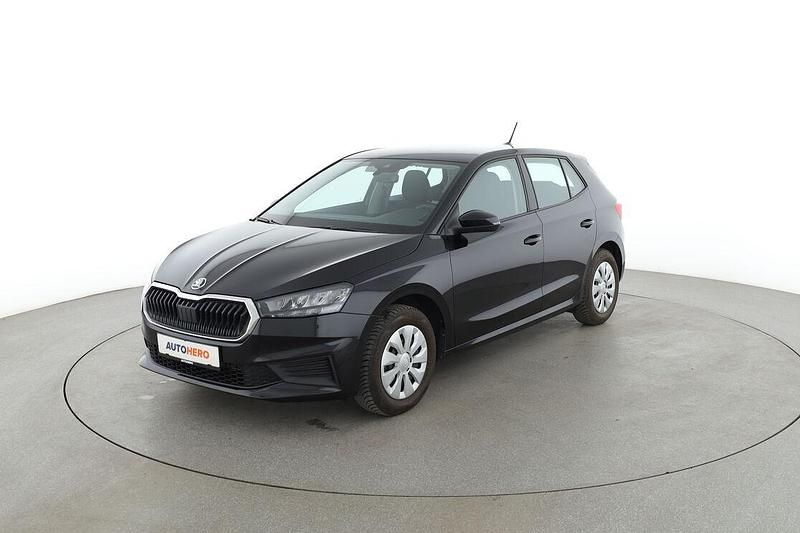 Schwarz Gebraucht 2023 Skoda Fabia Active Limousine | 15.440 € (Guter Preis) - Bild 1/3