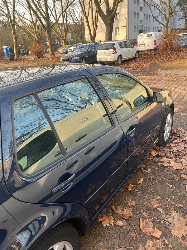 Gebraucht VW Golf IV 120 PS (88 kW) 2003 Blau Limousine