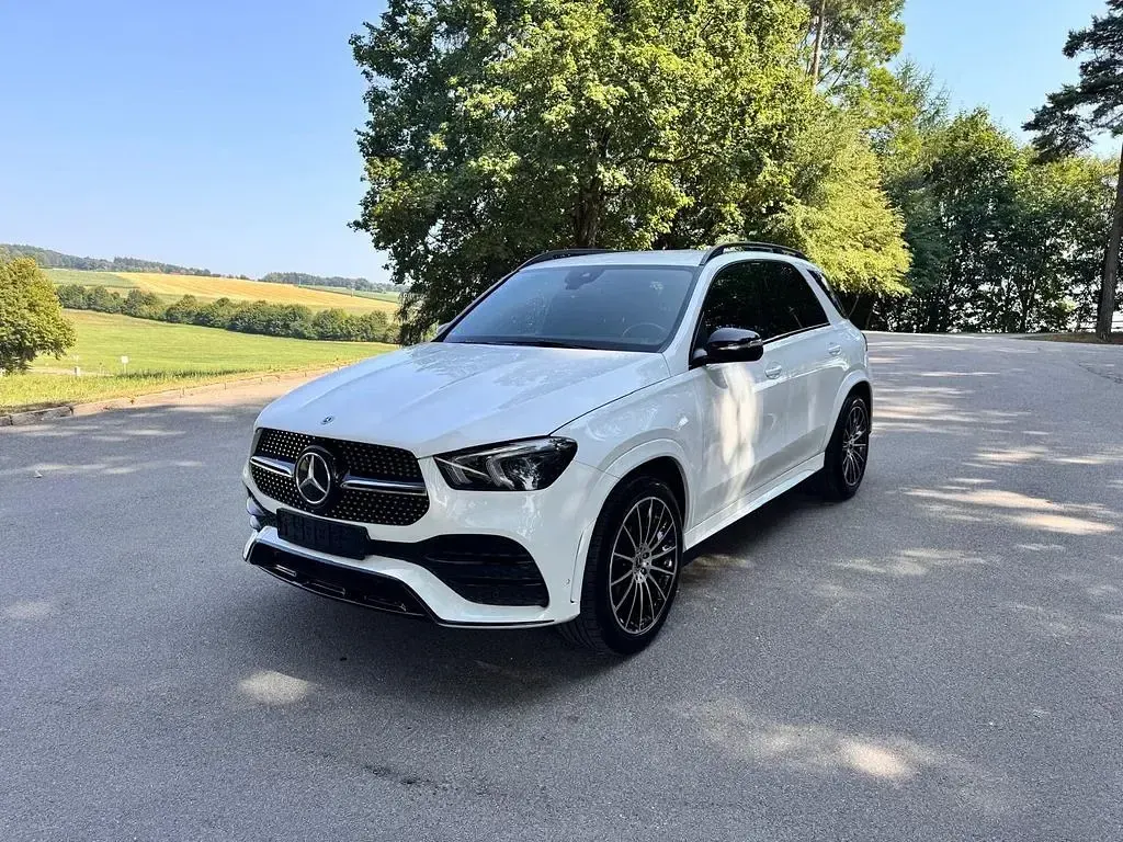 Gebraucht Mercedes GLE300 AMG 272 PS (200 kW) 2023 Weiß SUV