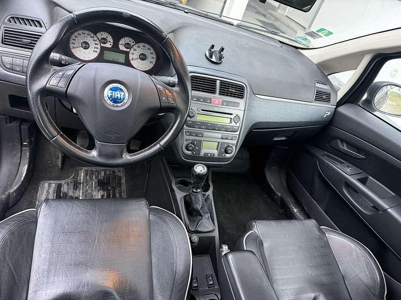 Gebraucht Fiat Punto 95 PS (69 kW) 2006 Kleinwagen