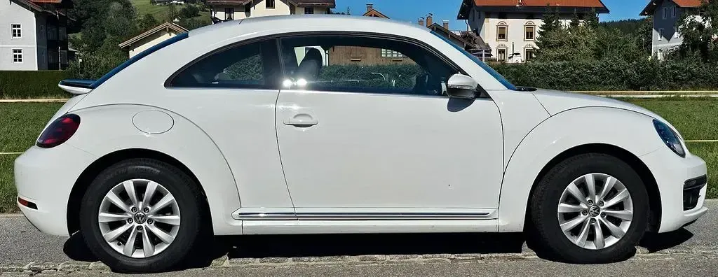 Gebraucht VW Beetle 150 PS (110 kW) 2017 Weiß Kleinwagen