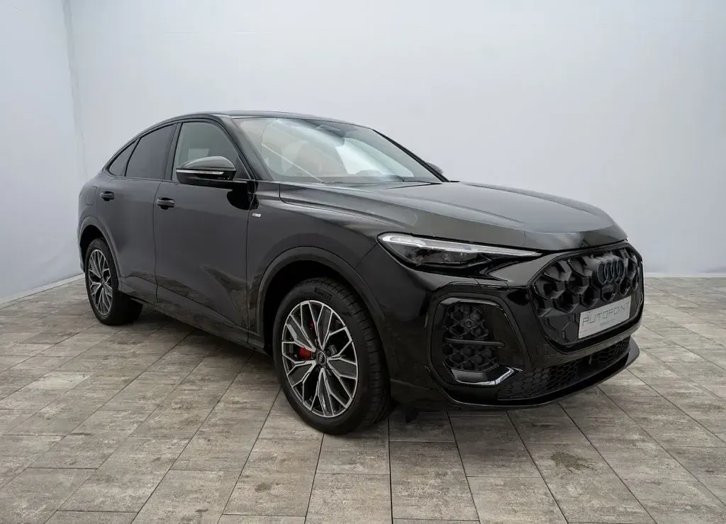 Neu Audi Q5 Sportback S-Line 204 PS (150 kW) 2025 Schwarz SUV