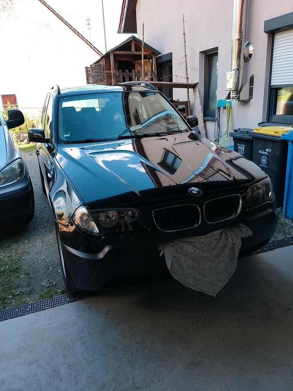 Schwarz Gebraucht 2006 BMW X3 SUV | 5.000 € (Fairer Preis) - Bild 1/4