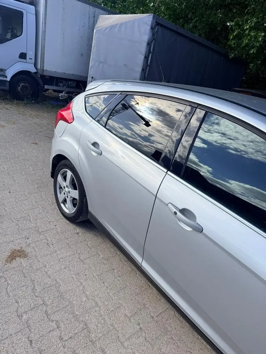Używany Ford Focus 150 KM (110 kW) 2012 Srebrny Hatchback