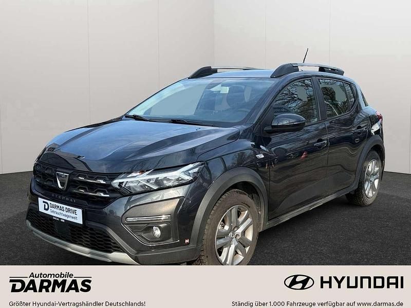 Gebraucht Dacia Sandero 101 PS (74 kW) 2022 Grau Limousine