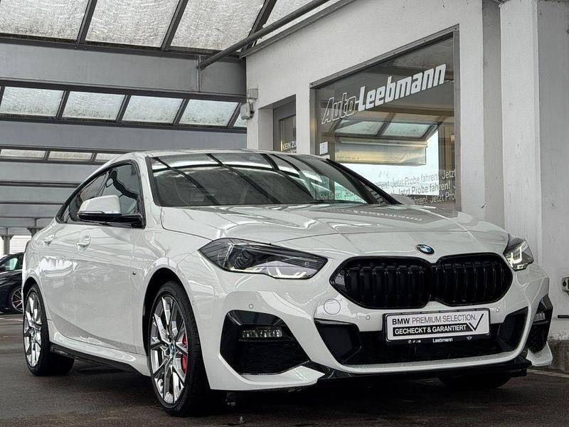 Gebraucht BMW 220 M Sport 178 PS (130 kW) 2024 Alpinweiss uni Coupé