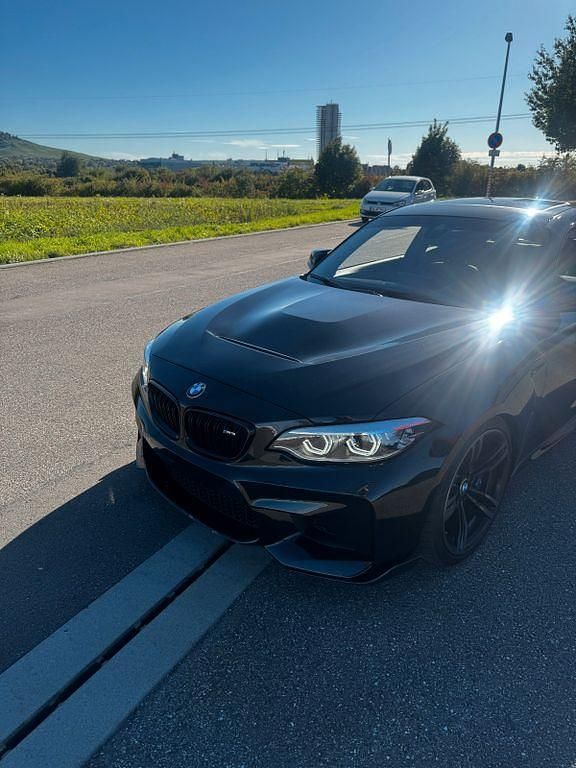 Schwarz Gebraucht 2018 BMW M2 Performance Coupé | 49.000 € (Fairer Preis) - Bild 1/4