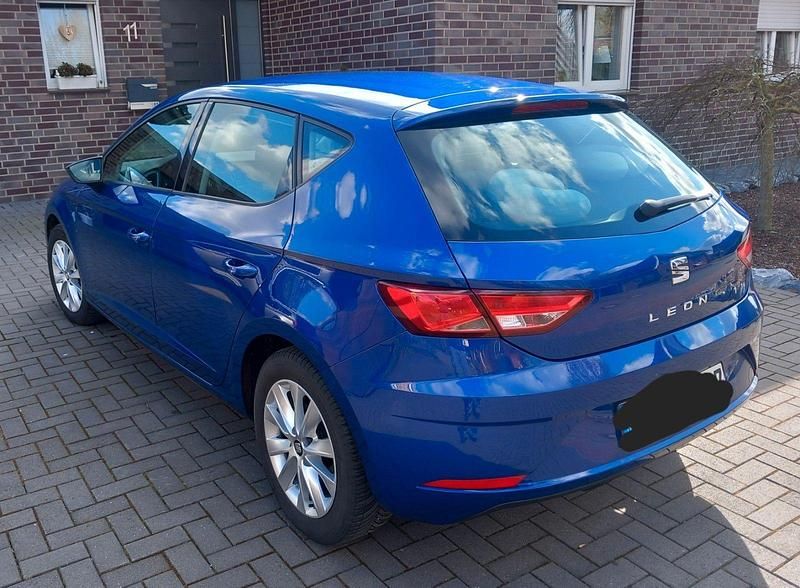 Gebraucht Seat Leon Style 116 PS (85 kW) 2020 Blau Kombi