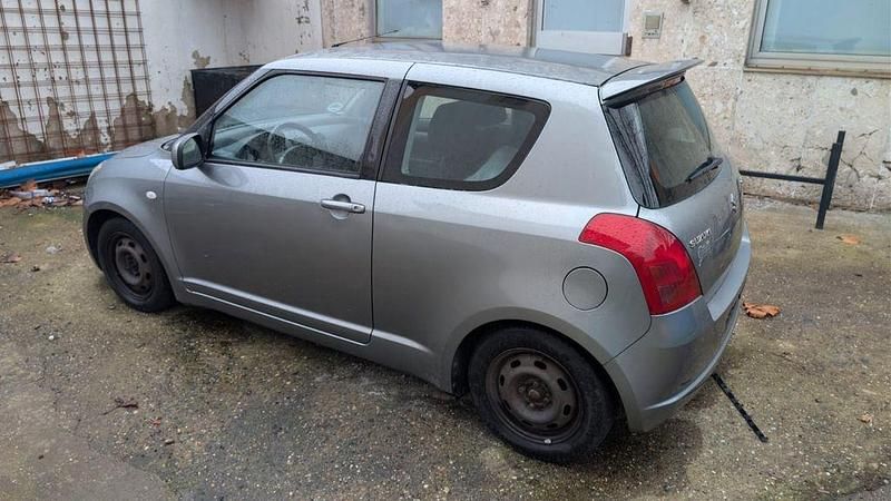 Gebraucht Suzuki Swift Comfort 92 PS (67 kW) 2008 Grau Kleinwagen