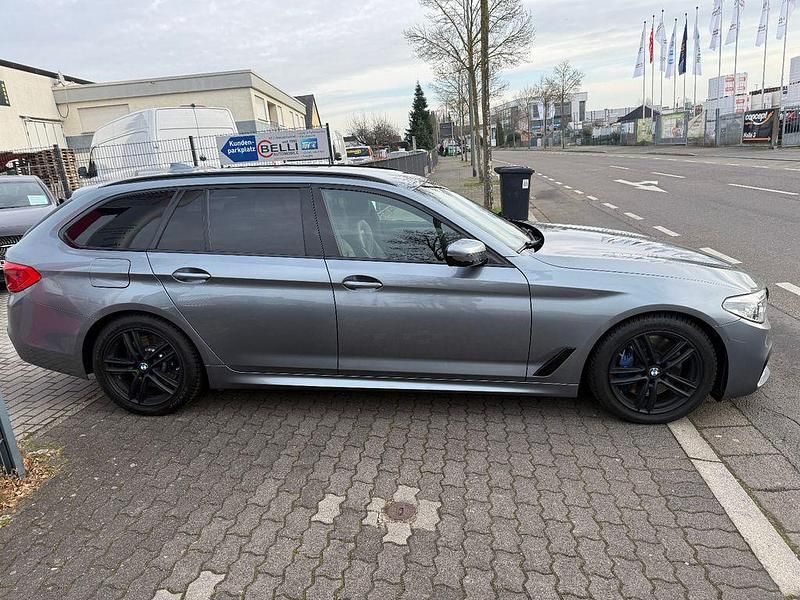 Gebraucht BMW 540 M Sport 320 PS (235 kW) 2019 Blau Limousine