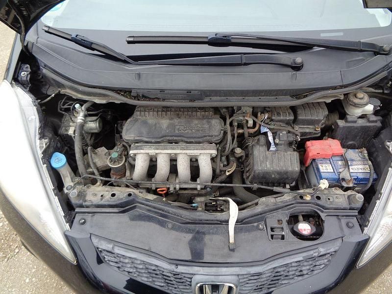 Gebraucht Honda Jazz Trend 90 PS (66 kW) 2011 Schwarz Kleinwagen