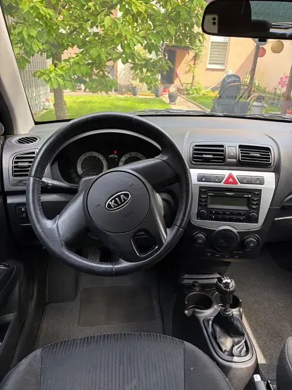 Używany Kia Picanto Vision 65 KM (47 kW) 2011 Czarny Hatchback