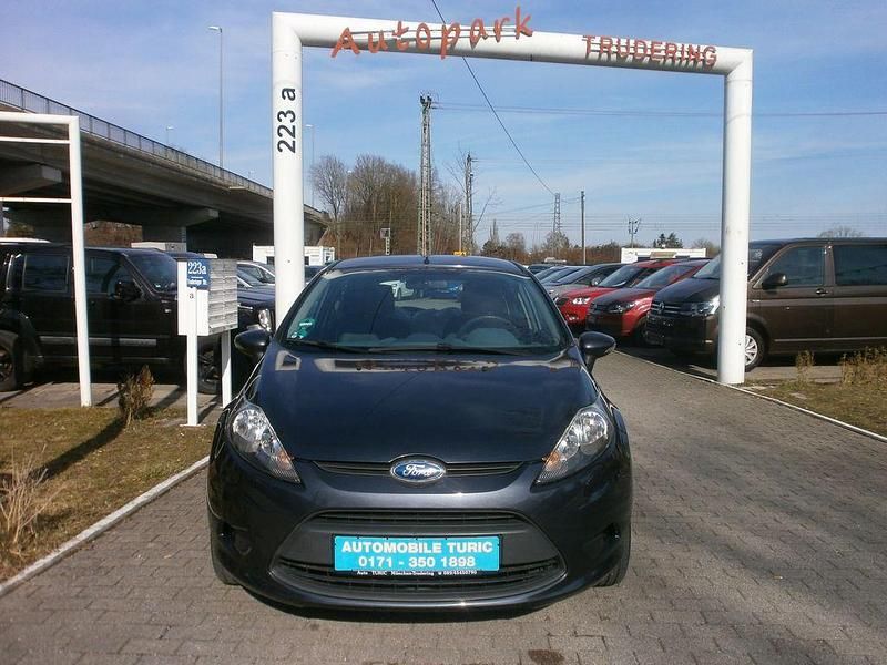 Gebraucht Ford Fiesta Trend 82 PS (60 kW) 2010 Grau Kleinwagen