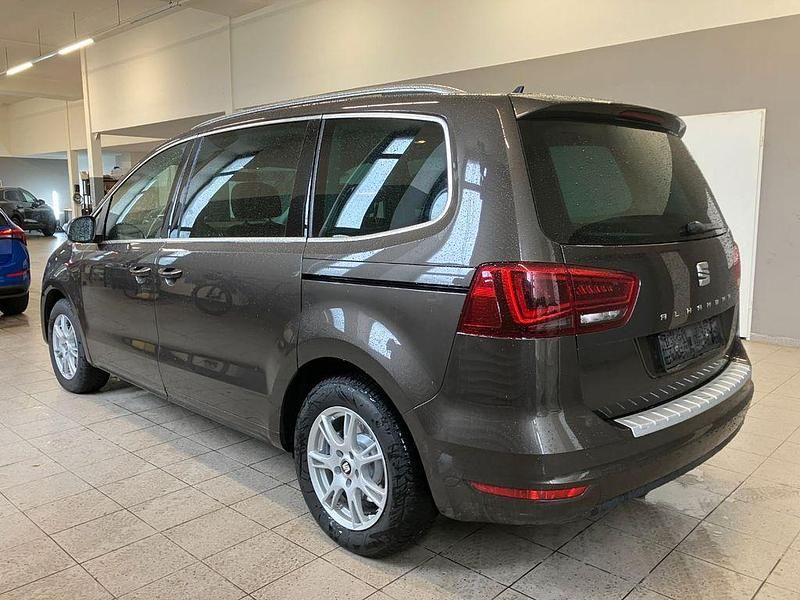 Gebraucht Seat Alhambra Style 150 PS (110 kW) 2018 Oak braun metallic Van / Kleinbus