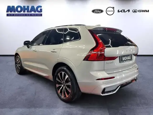 Gebraucht Volvo XC60 145 PS (106 kW) 2023 SUV