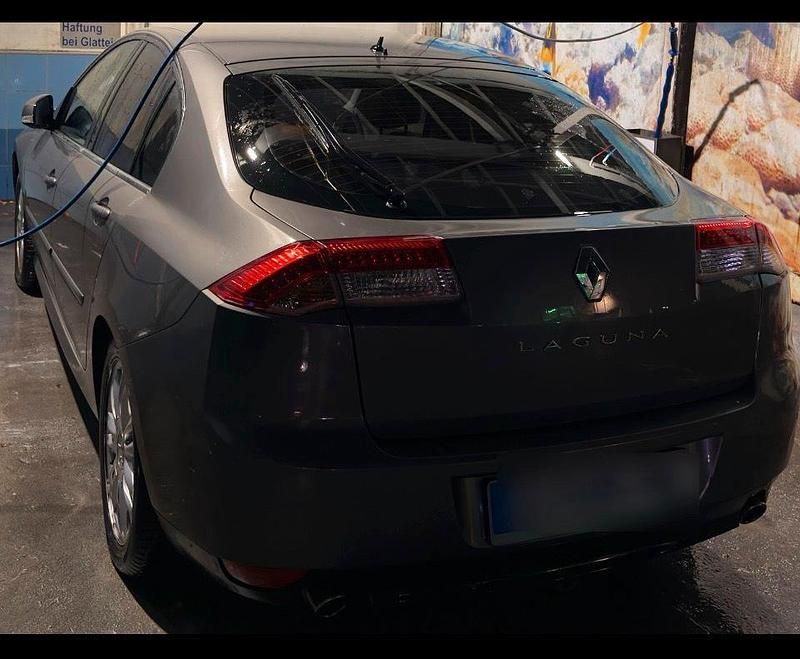 Beige Gebraucht 2008 Renault Laguna III Limousine | 7.300 € (Teuer) - Bild 1/2