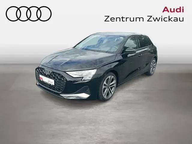 Gebraucht Audi A3 Ambiente 150 PS (110 kW) 2025 Mythosschwarz metallic Limousine
